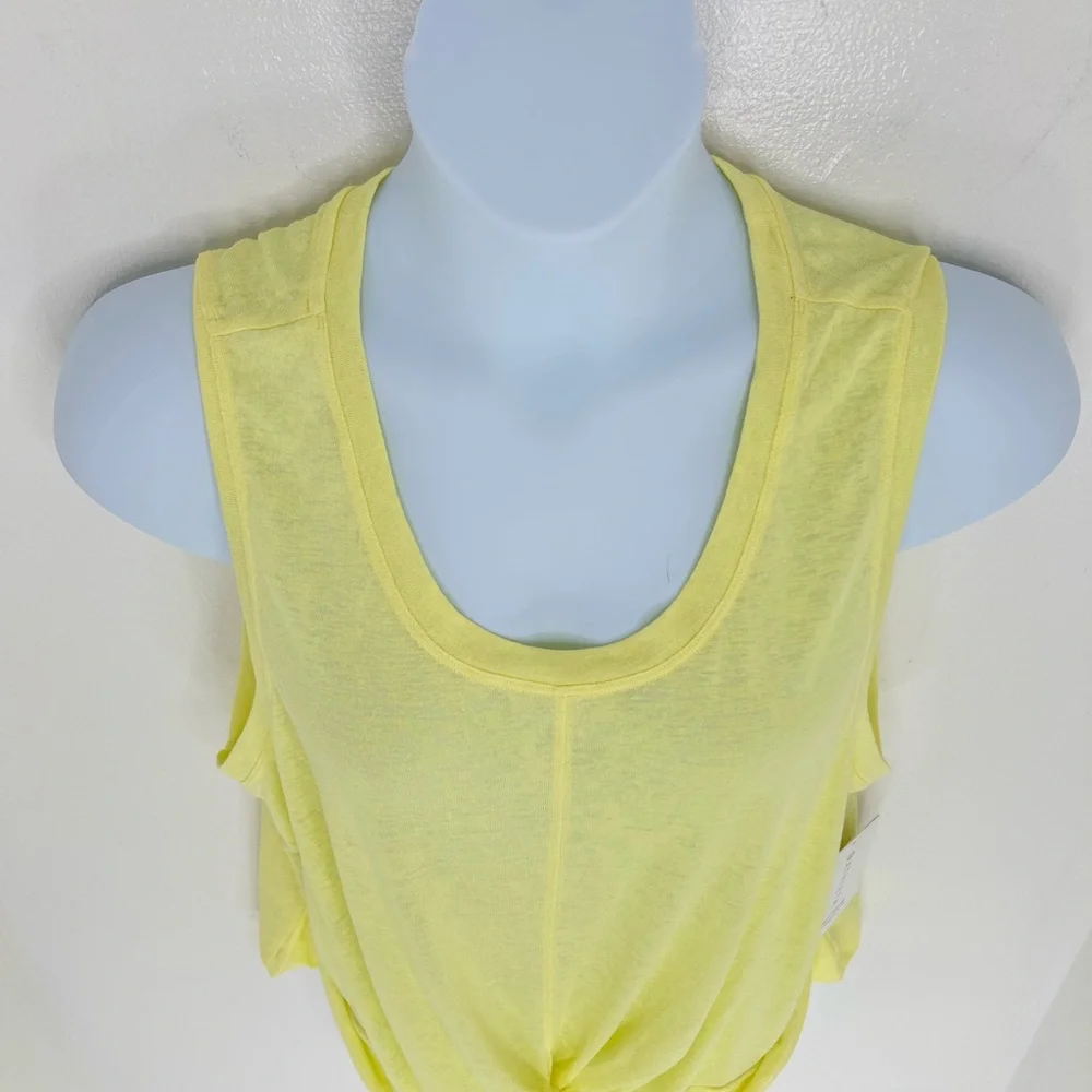 Athleta NWT Breezy Twist Tank Top Size 3X Yellow Lightweight NEW Athleisure - Picture 5 of 14